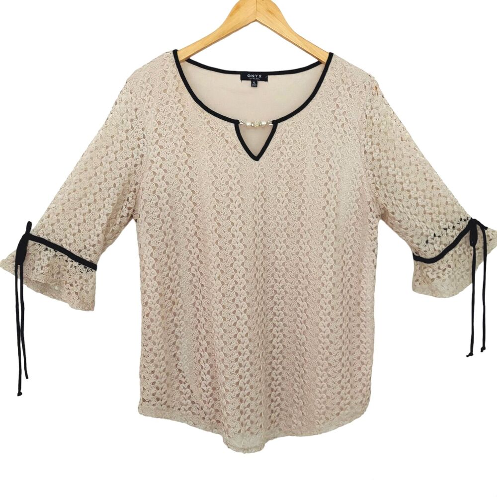 ONYX Tan Lace XL Blouse Vintage Look Keyhole Neckline